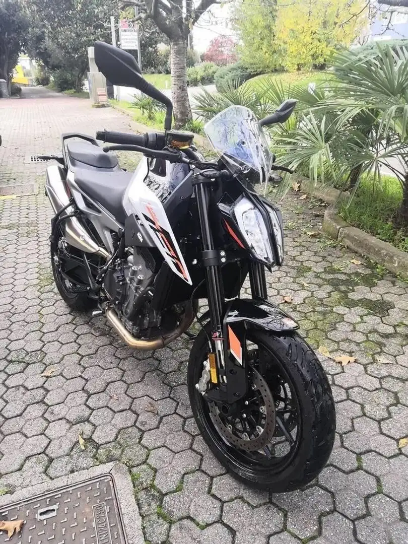 KTM 790 Duke Gri - 1