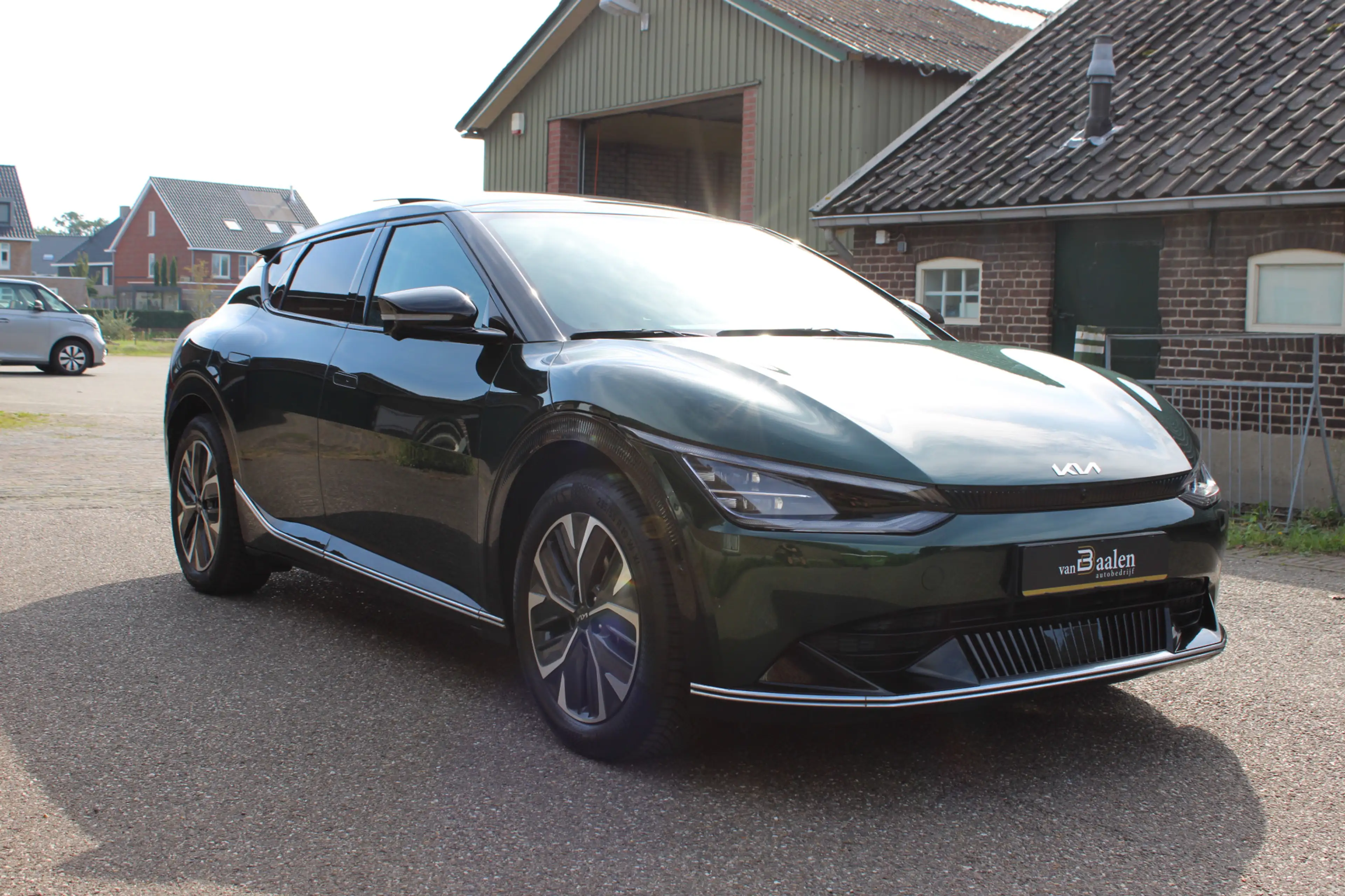 Kia EV6 Plus 77.4 kWh EARTH SOh 93.1% PANO LEER NAVI 66000 — photo 2