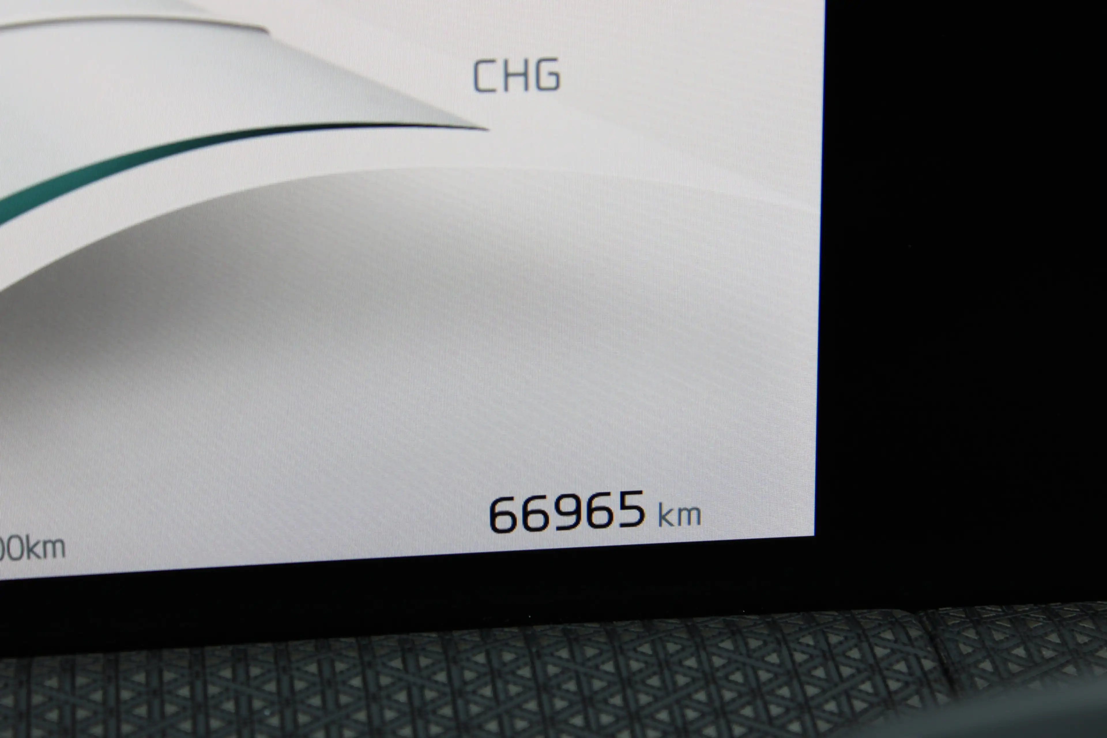 Kia EV6 Plus 77.4 kWh EARTH SOh 93.1% PANO LEER NAVI 66000 — photo 10