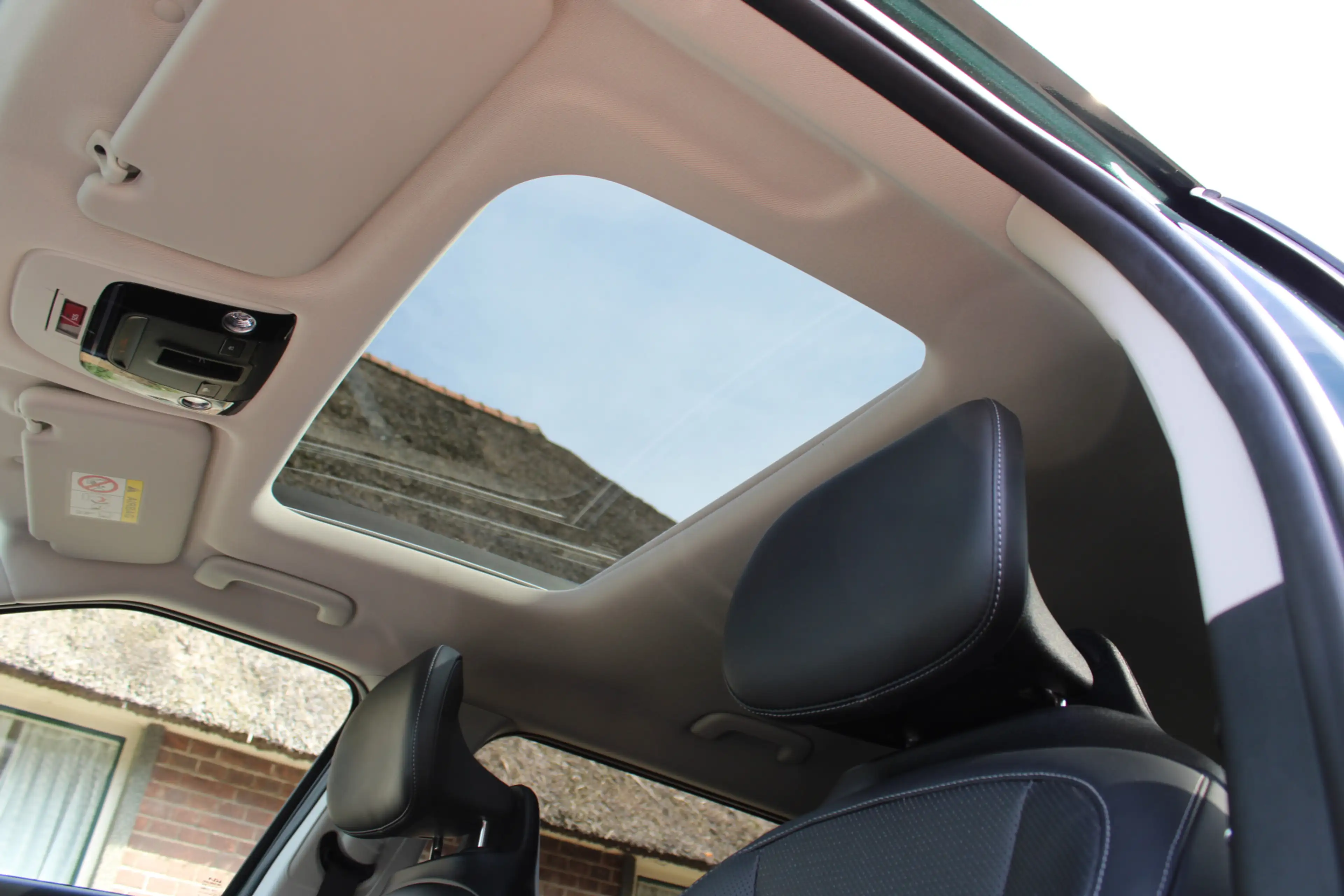 Kia EV6 Plus 77.4 kWh EARTH SOh 93.1% PANO LEER NAVI 66000 — photo 9