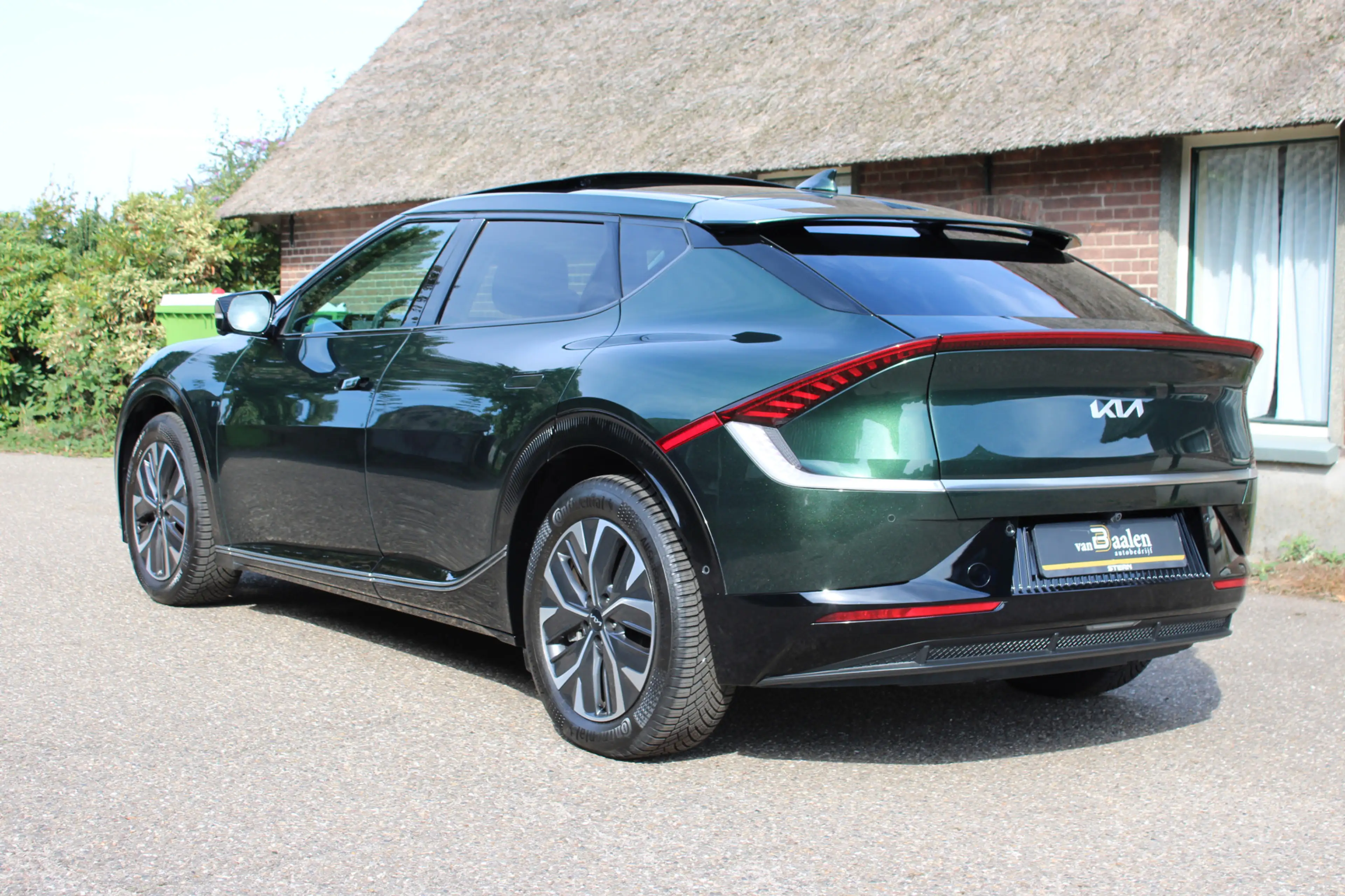 Kia EV6 Plus 77.4 kWh EARTH SOh 93.1% PANO LEER NAVI 66000 — photo 4