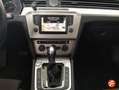 Volkswagen Passat 2.0TDI Advance DSG6 110kW Gris - thumbnail 16