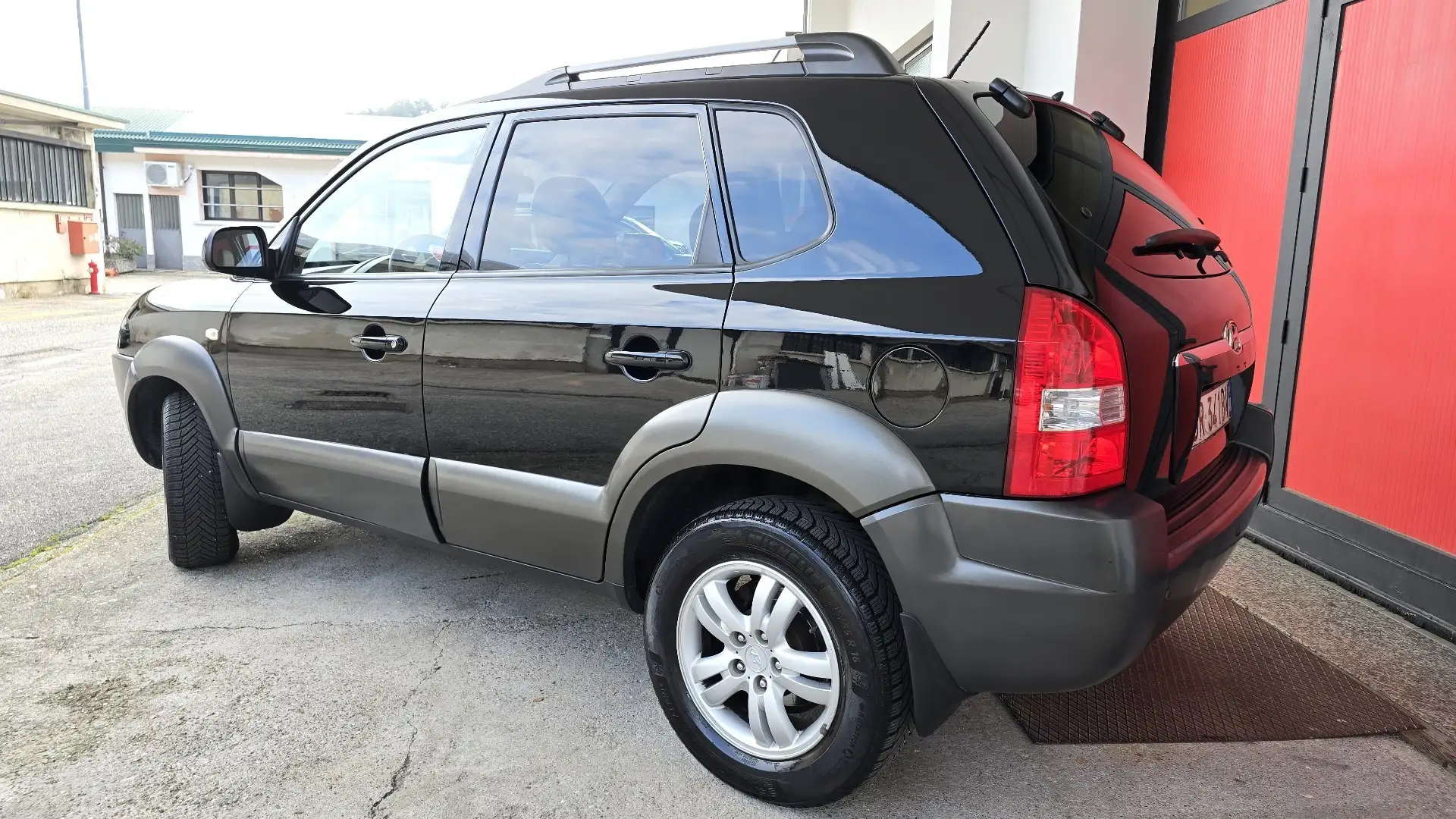 Hyundai TUCSON 2.0 cvvt Dynamic 4wd TRAZIONE INTEGRALE Noir - 2