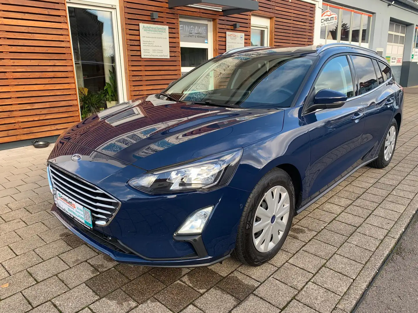 Ford Focus 1.5 EcoBlue TDCi KAT *big ausgestattet* Blau - 1