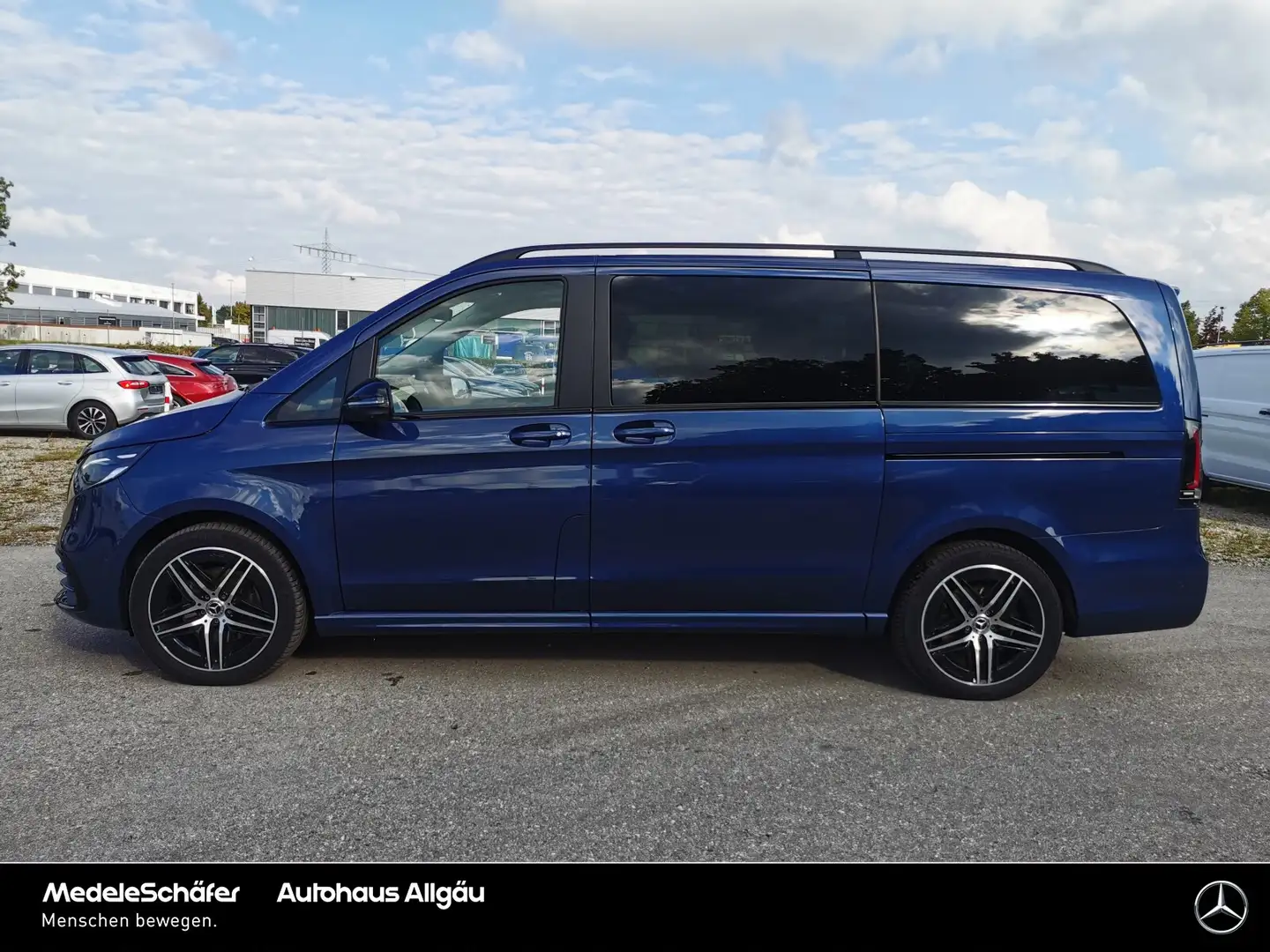 Mercedes-Benz V 300 V 300 L AVANTGARDE AMG DISTRONIC PANORAMA AHK Dist Blau - 2