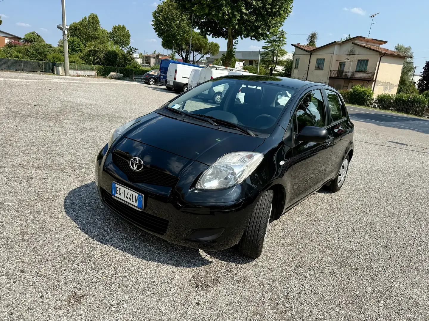 Toyota Yaris 1.0 Now GPL Ok Neopatentati Negro - 2