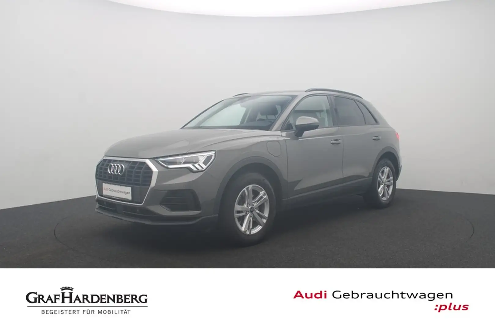 Audi Q3 45 TFSI e . Matrix Navi ACC AHK Gris - 1
