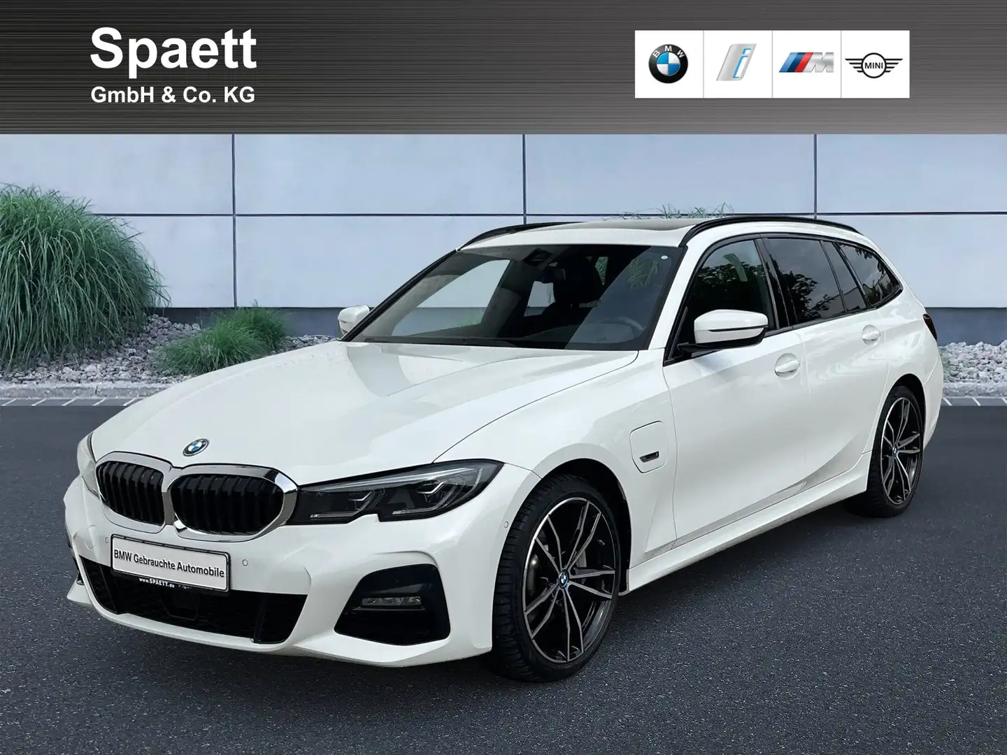 BMW 330 e Touring M Sport Head-Up HiFi DAB WLAN AHK Weiß - 1