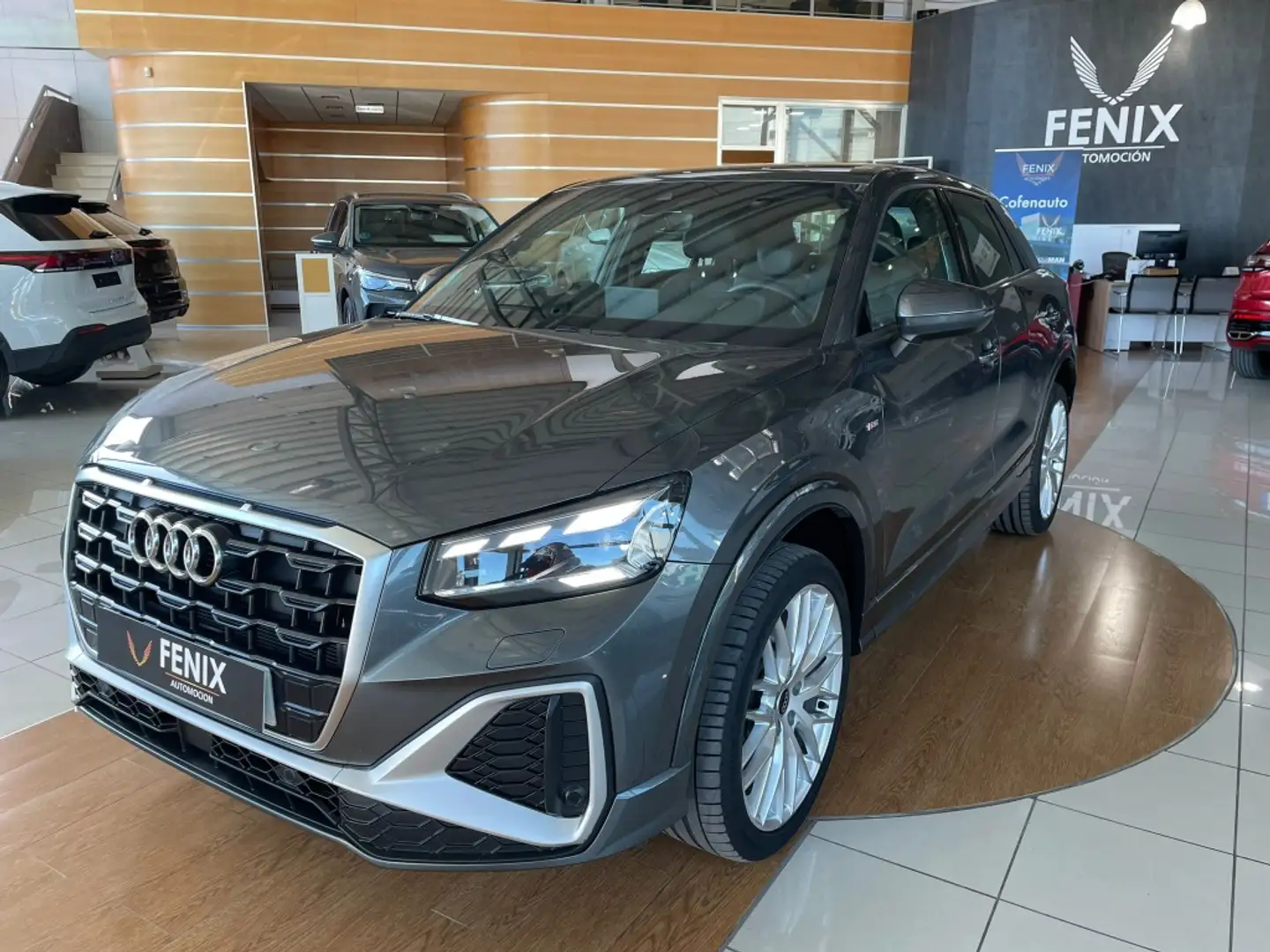 Audi Q2 30 TDI S line S tronic 85kW Gris - 1