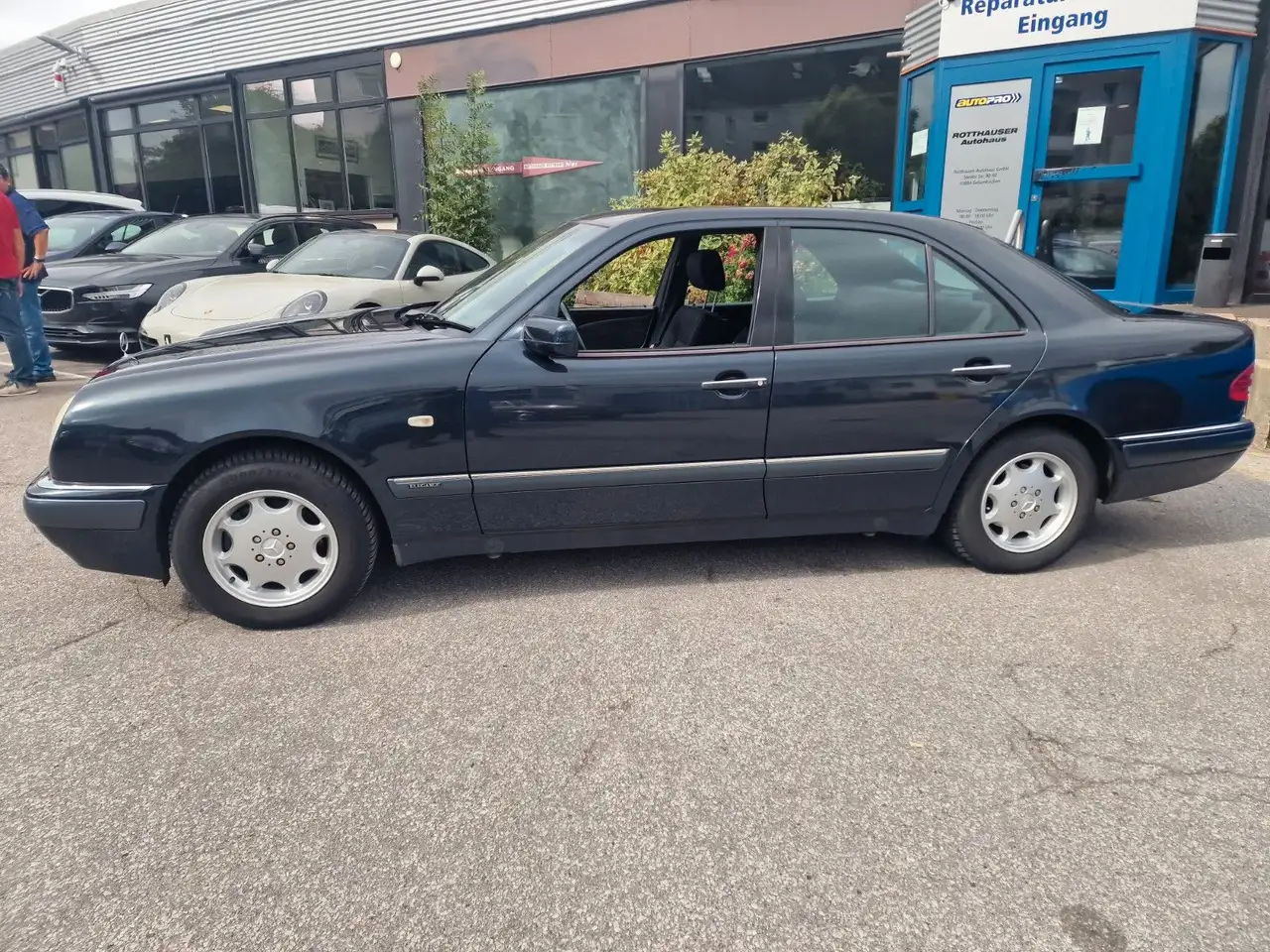 Mercedes-Benz E 240, foto 11