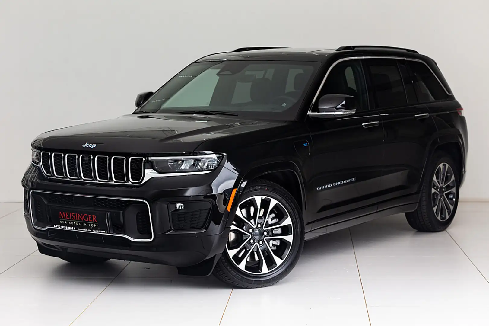 Jeep Grand Cherokee 2.0 PHEV 13,3kWh 380 PS AT 4xe Overland Schwarz - 1