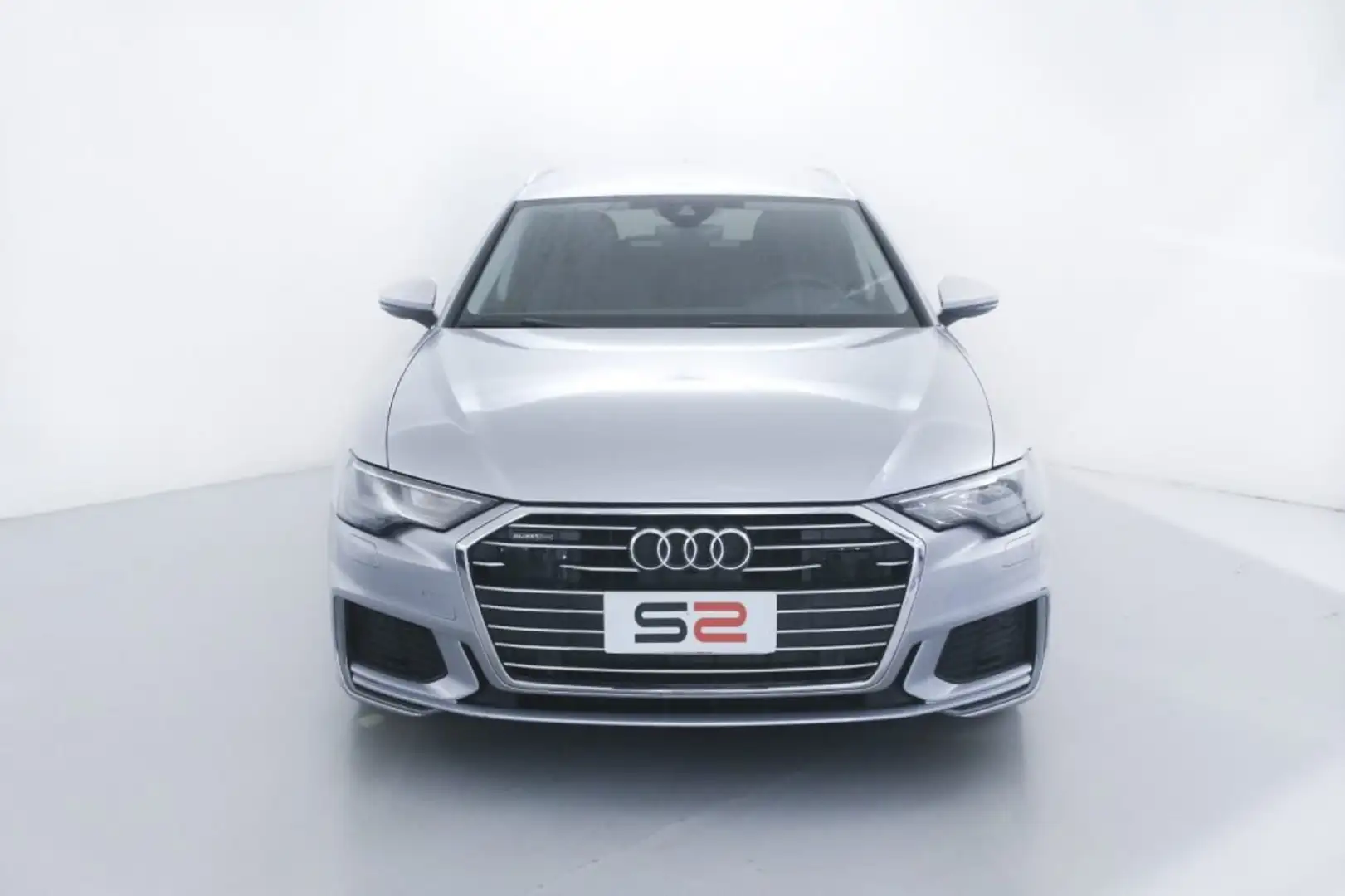 Audi A6 Avant 40 TDI quattro ultra S tronic S-line Argento - 2