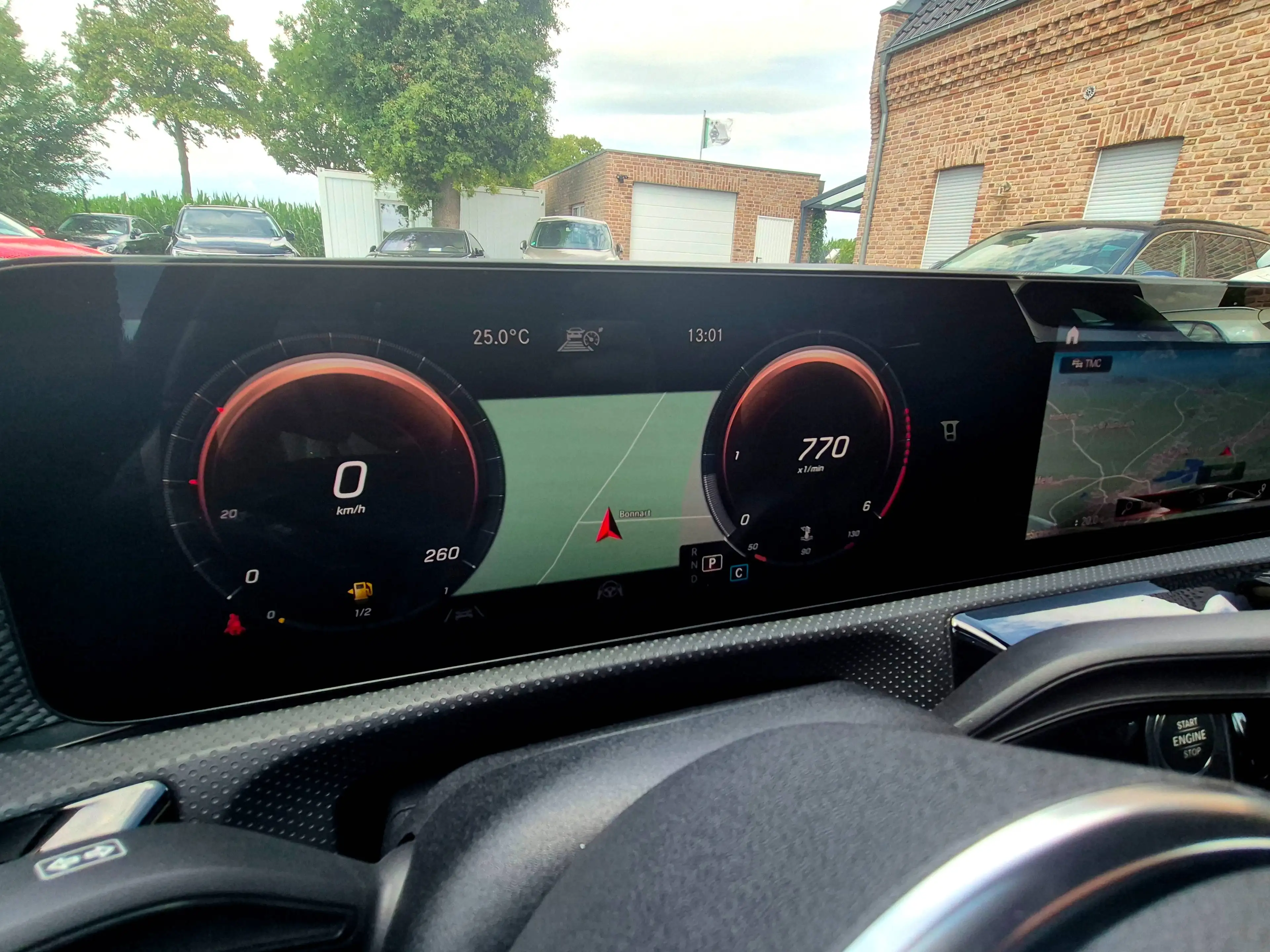 Mercedes-Benz CLA 220 d Progressive| Head- UP| Burmester| Distronic| LED| Leder| Kamera — photo 15