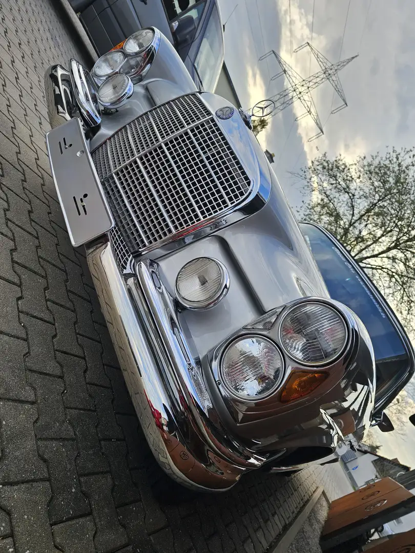 Mercedes-Benz 280 SE Cabrio W 111 *komplett restauriert * Silber - 2