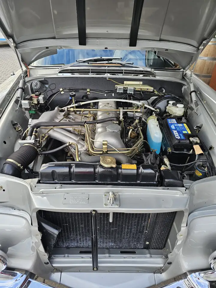 Mercedes-Benz 280 SE Cabrio W 111 *komplett restauriert *, foto 5