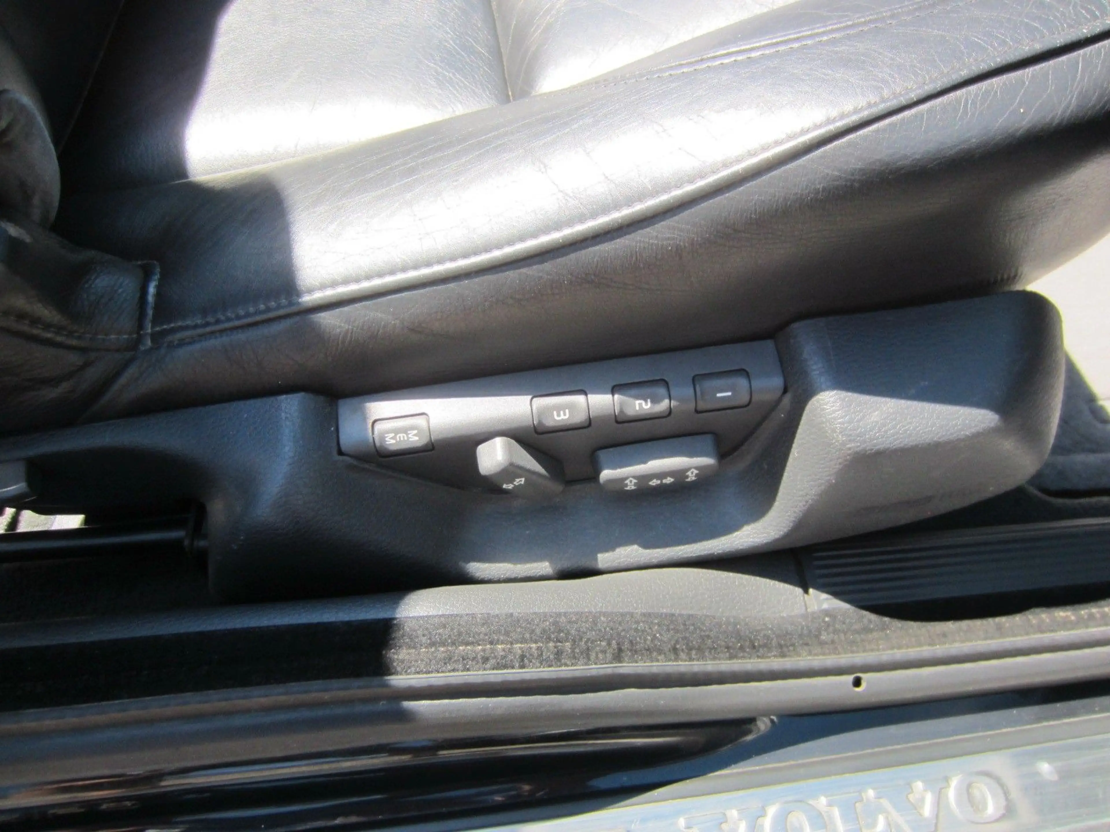 Volvo C70 Cabriolet — photo 12