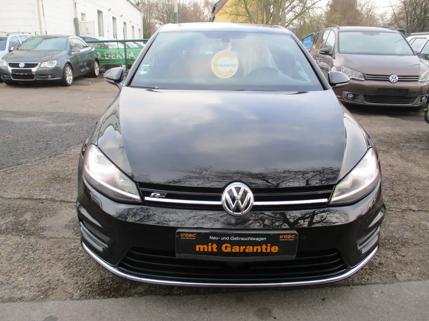 Volkswagen Golf Edition BMT  R.Line Schwarz - 2