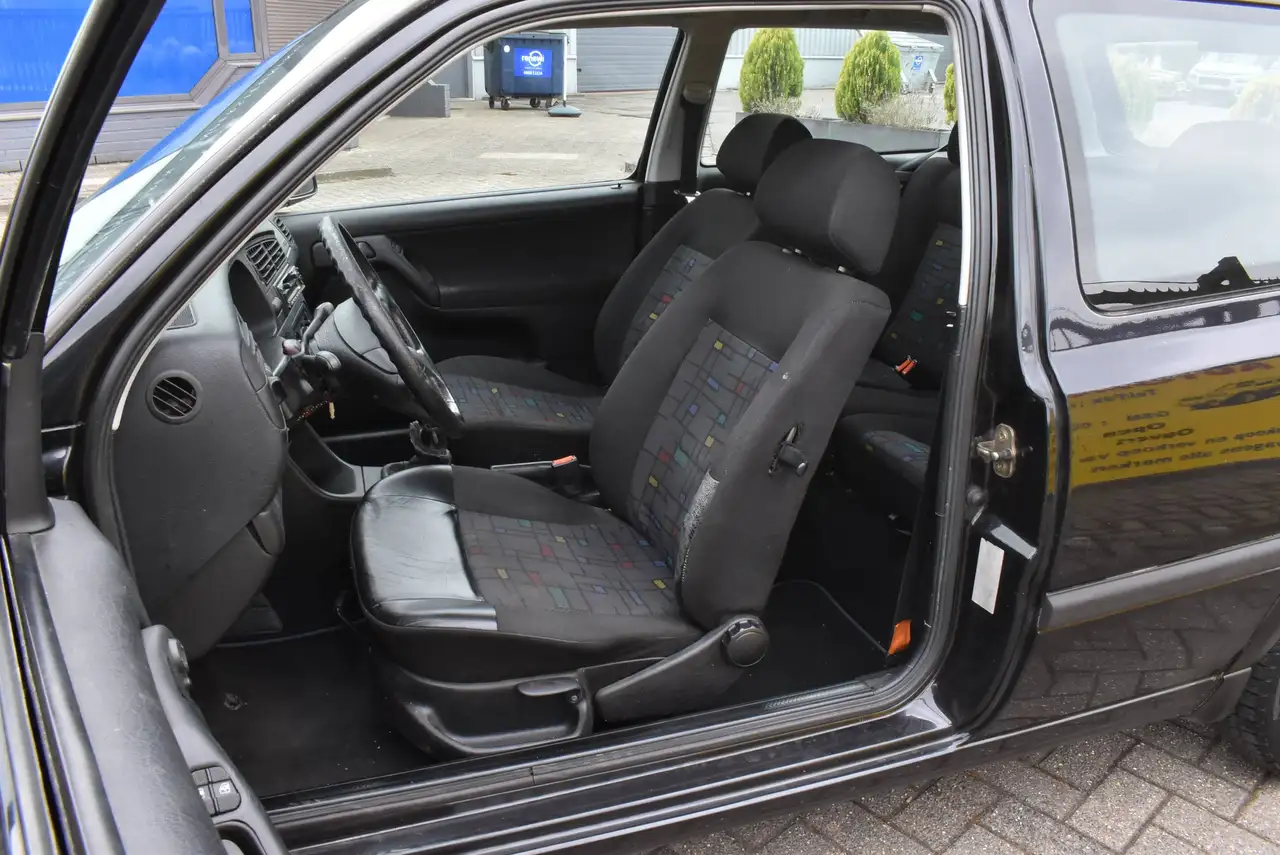 Volkswagen Golf 1.8i Rabbit / Airco, foto 8