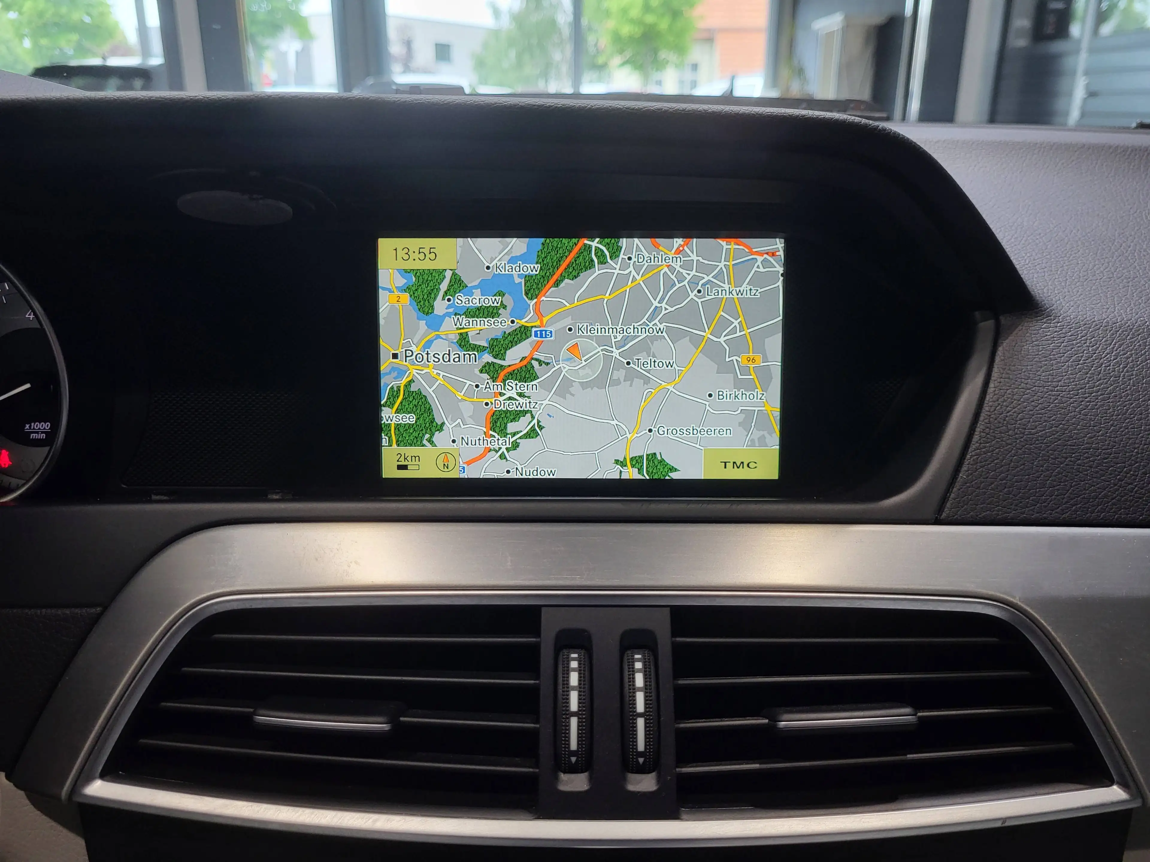 Mercedes-Benz C 350 T CGI AMG-Line *Navi| Xenon| Pano* — photo 11