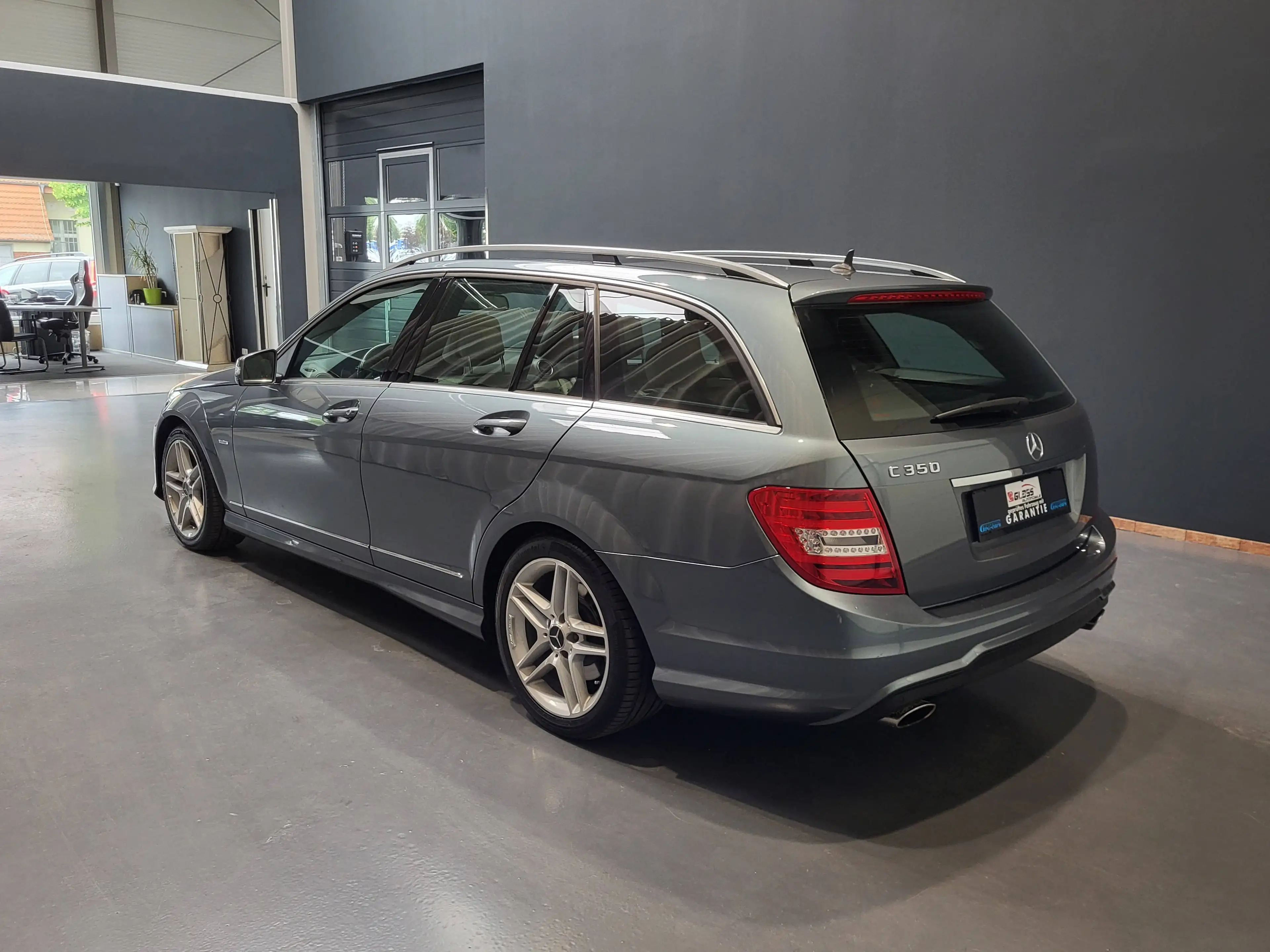 Mercedes-Benz C 350 T CGI AMG-Line *Navi| Xenon| Pano* — photo 5