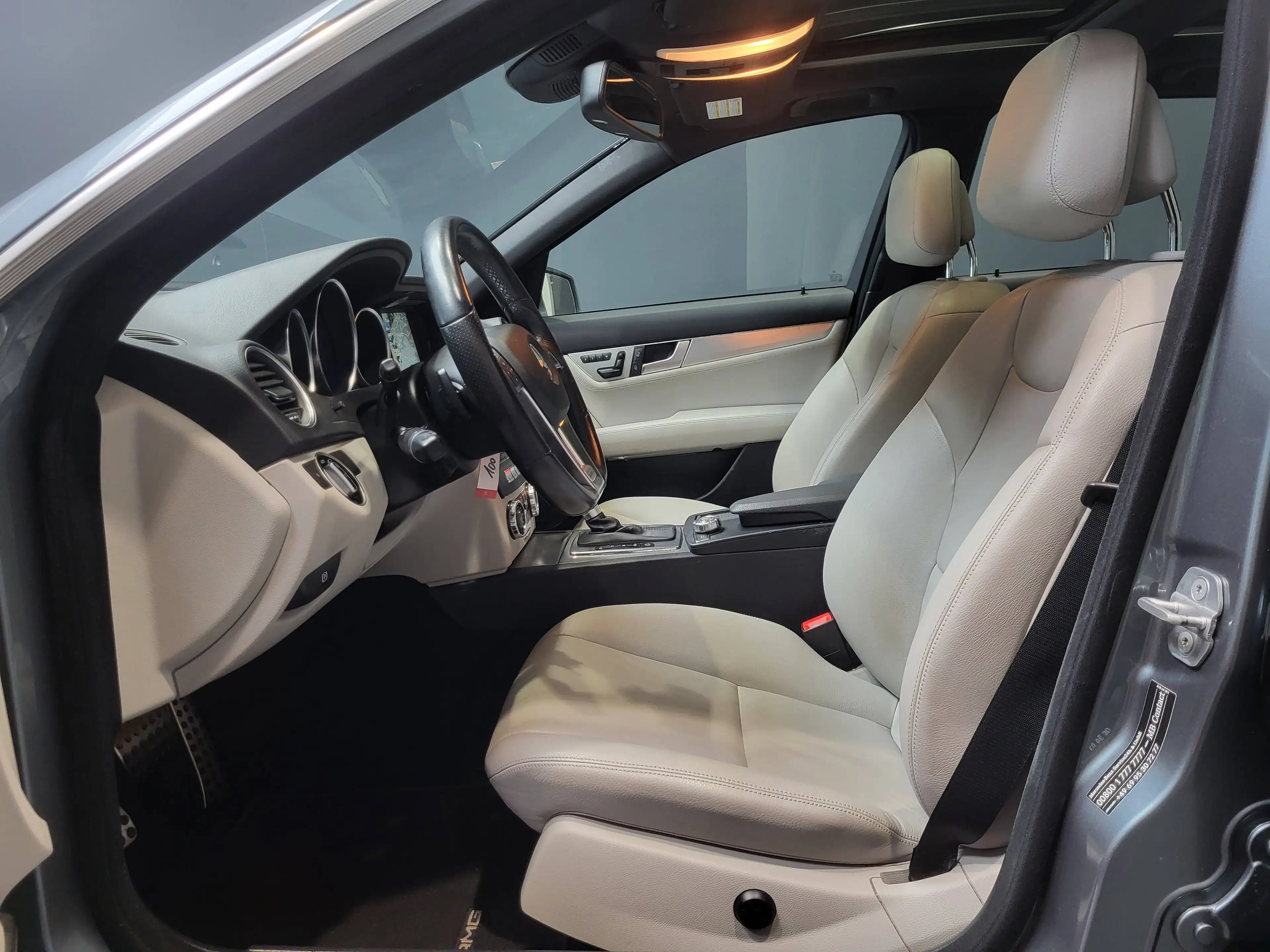 Mercedes-Benz C 350 T CGI AMG-Line *Navi| Xenon| Pano* — photo 7