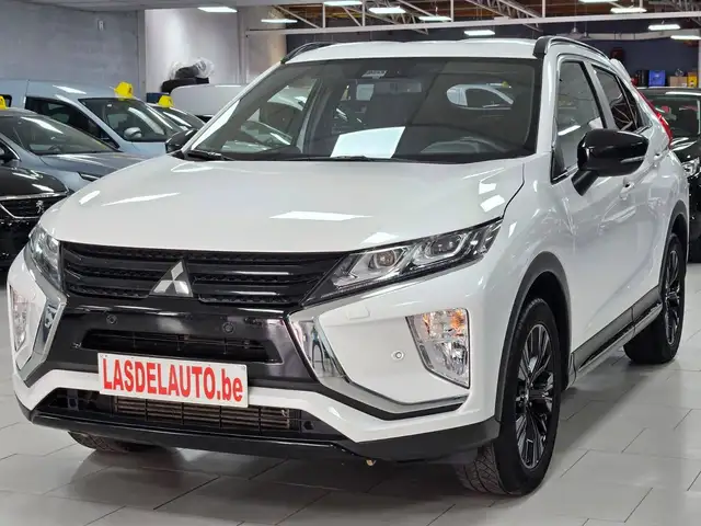 Mitsubishi Eclipse Cross 1.5 T-MIVEC DIAMAND EDITION Boîte Auto Line et Front assist Bluetooth Cruise XENON BiZone Sensors CAMERA Palettes