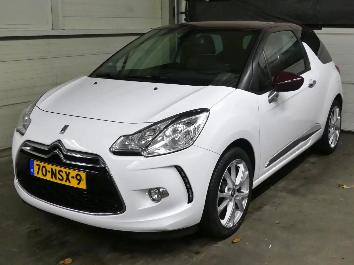 Citroen DS3 1.6 VTi So Chic - Automaat - Airco - Leer Bianco - 1