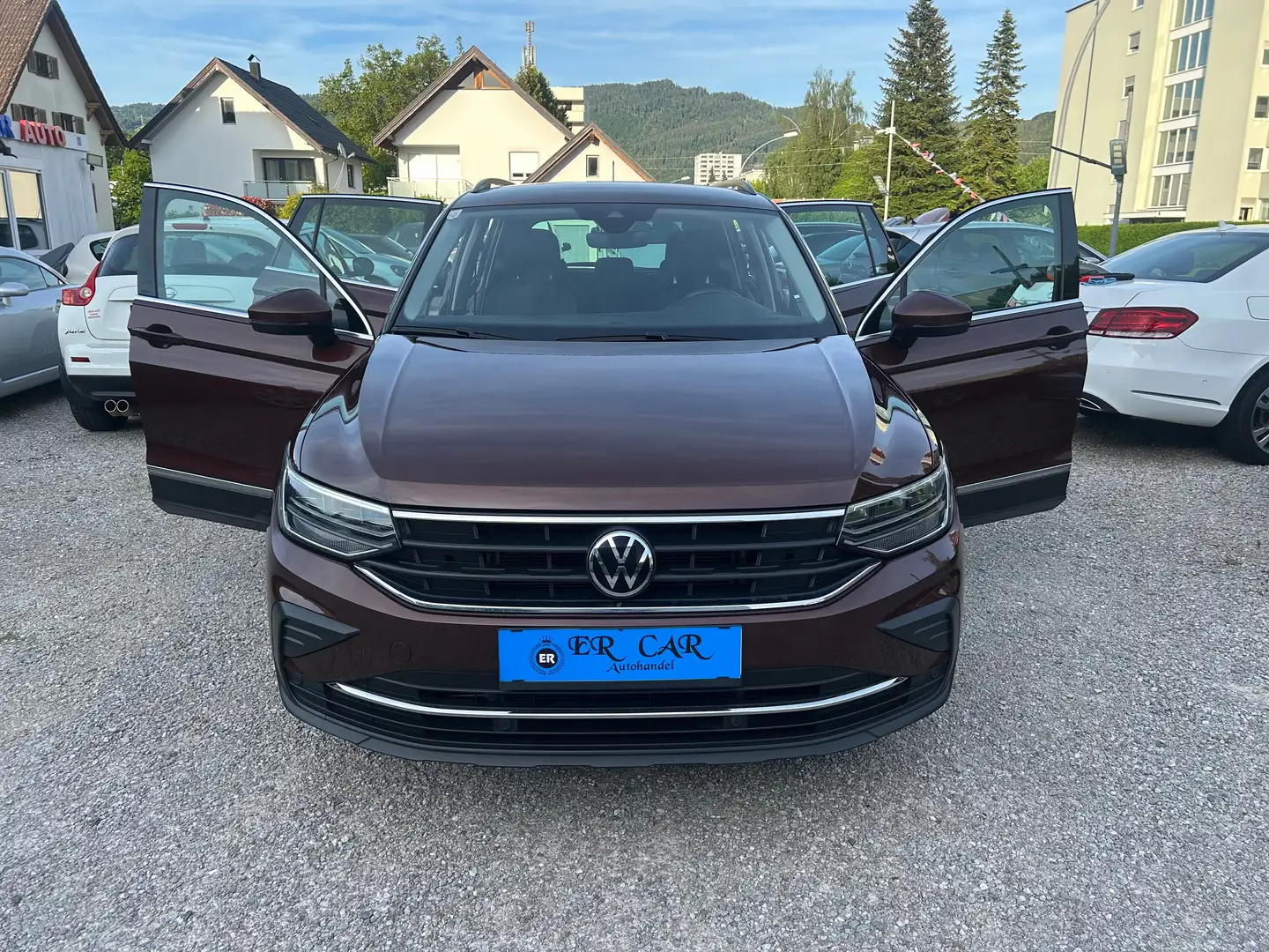 Volkswagen Tiguan Life TDI 4MOTION DSG - 2