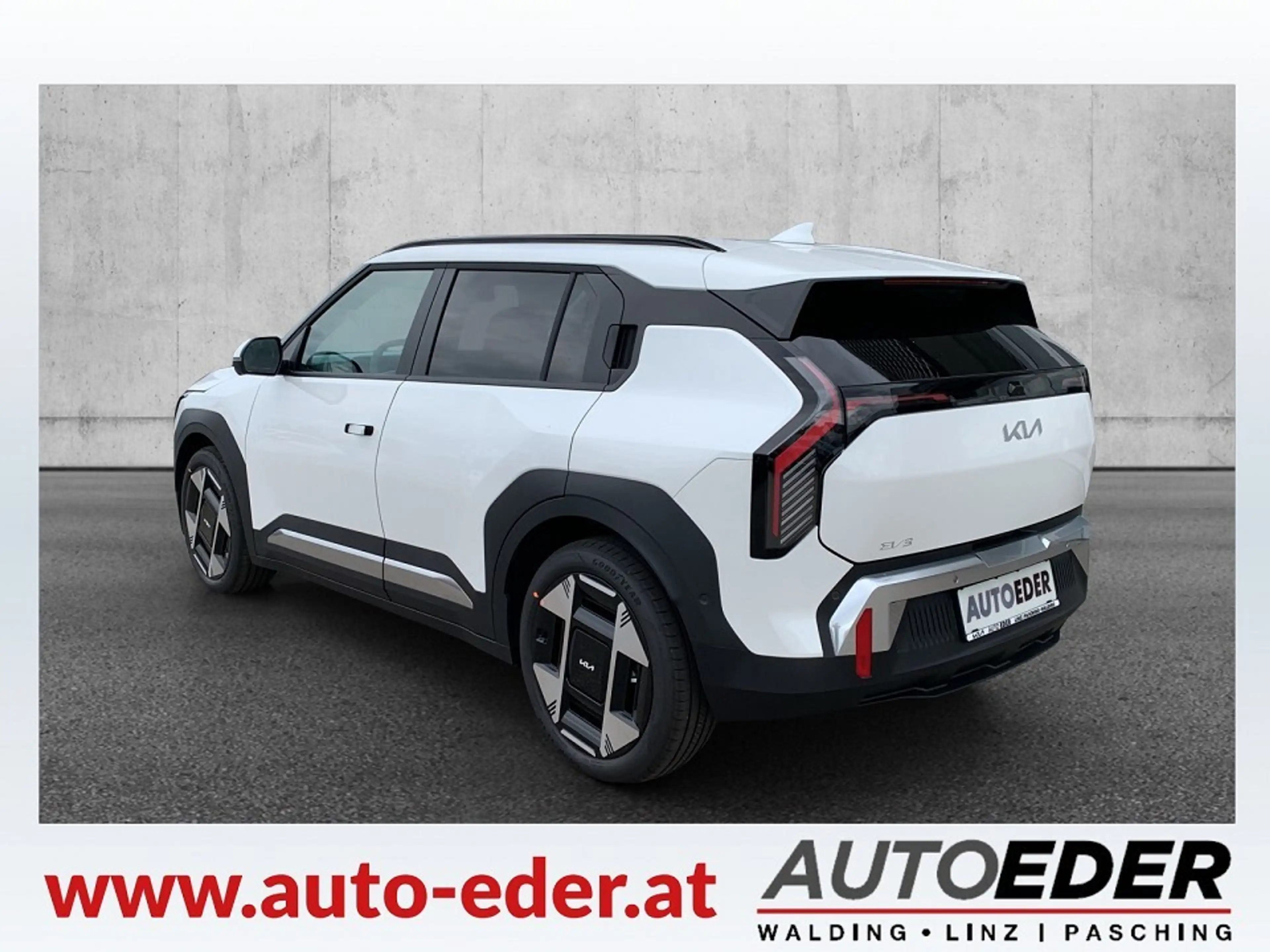 Kia EV3 AWD 81,4kWh Earth Plus — photo 4