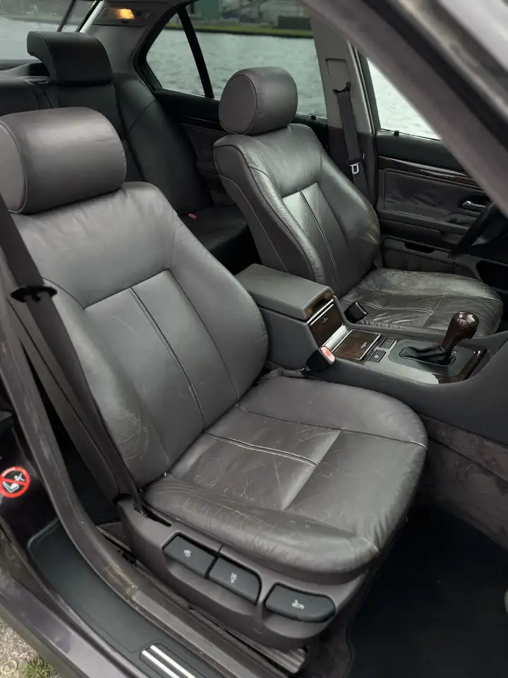 BMW 735i, foto 10