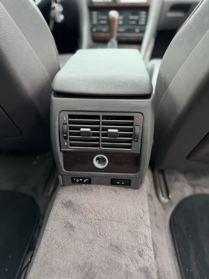 BMW 735i, foto 12