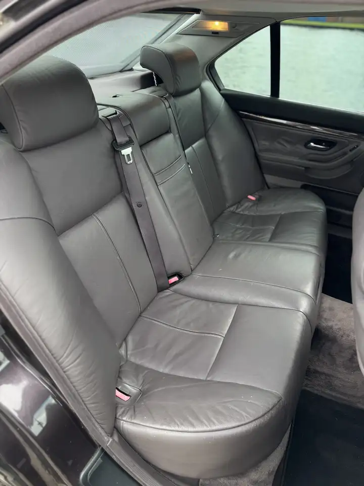 BMW 735i, foto 11