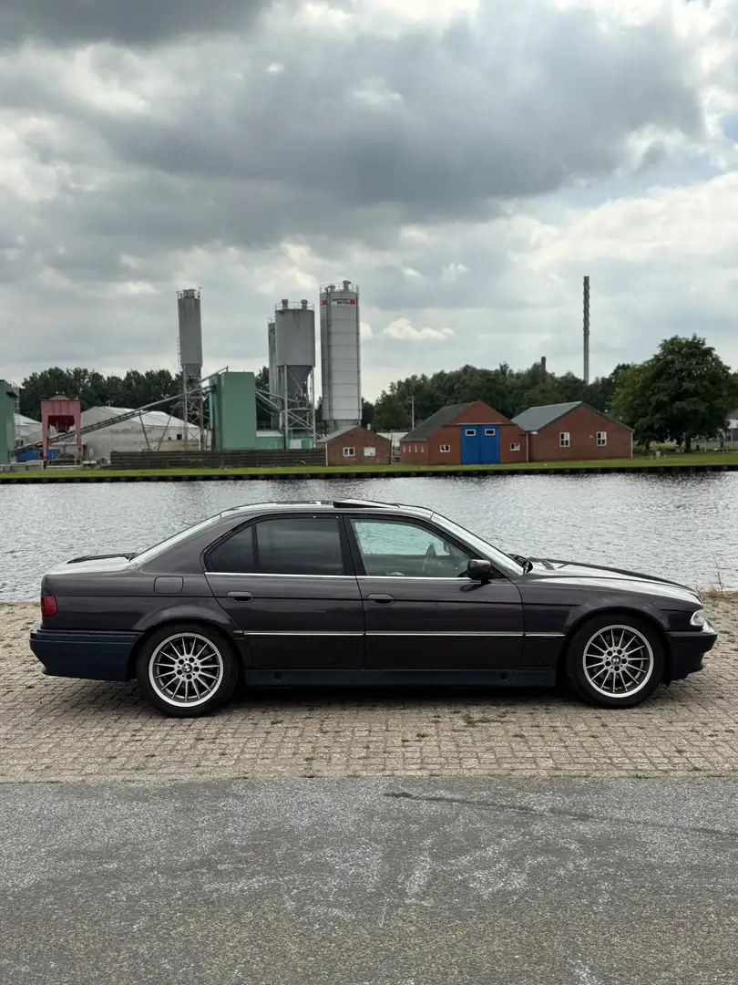 BMW 735 735i Violett - 2