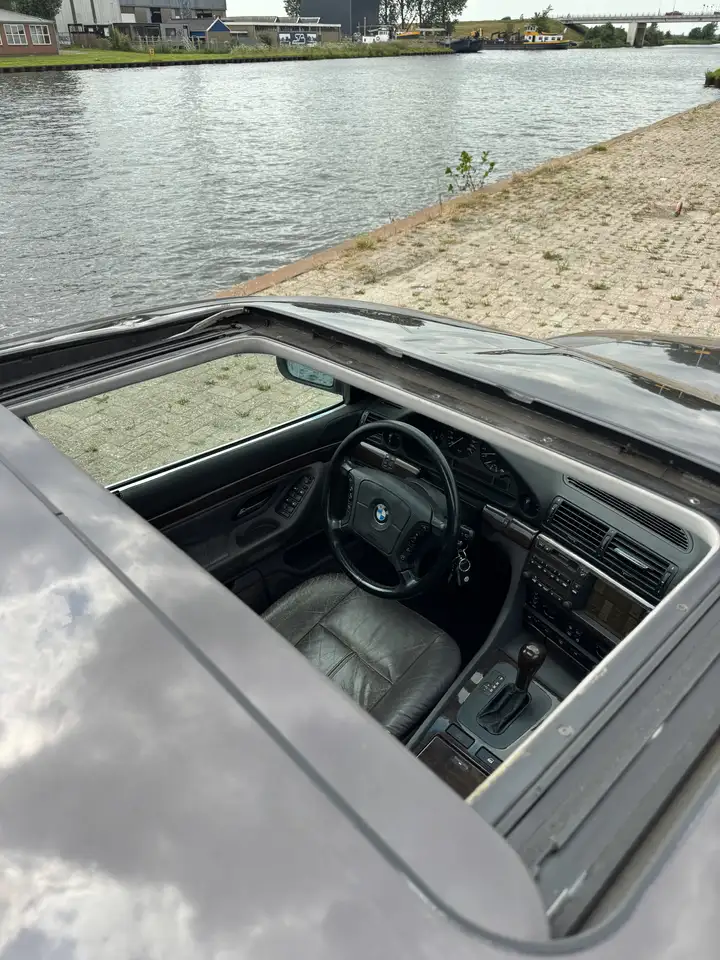 BMW 735i, foto 7