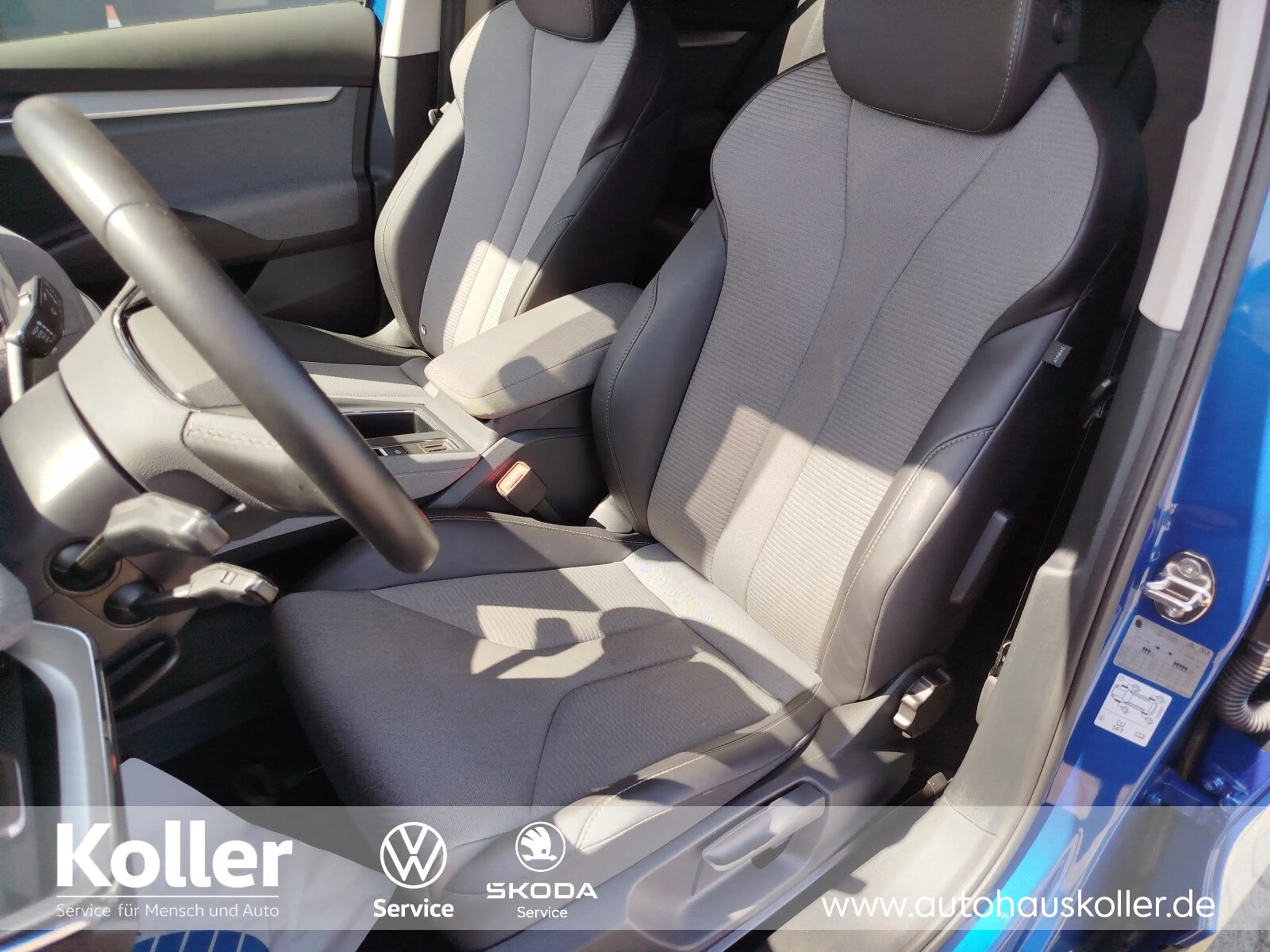 Skoda Enyaq Enyaq iV 60 Loft el.HK MatrixLED TParken ACC SHZ — photo 10