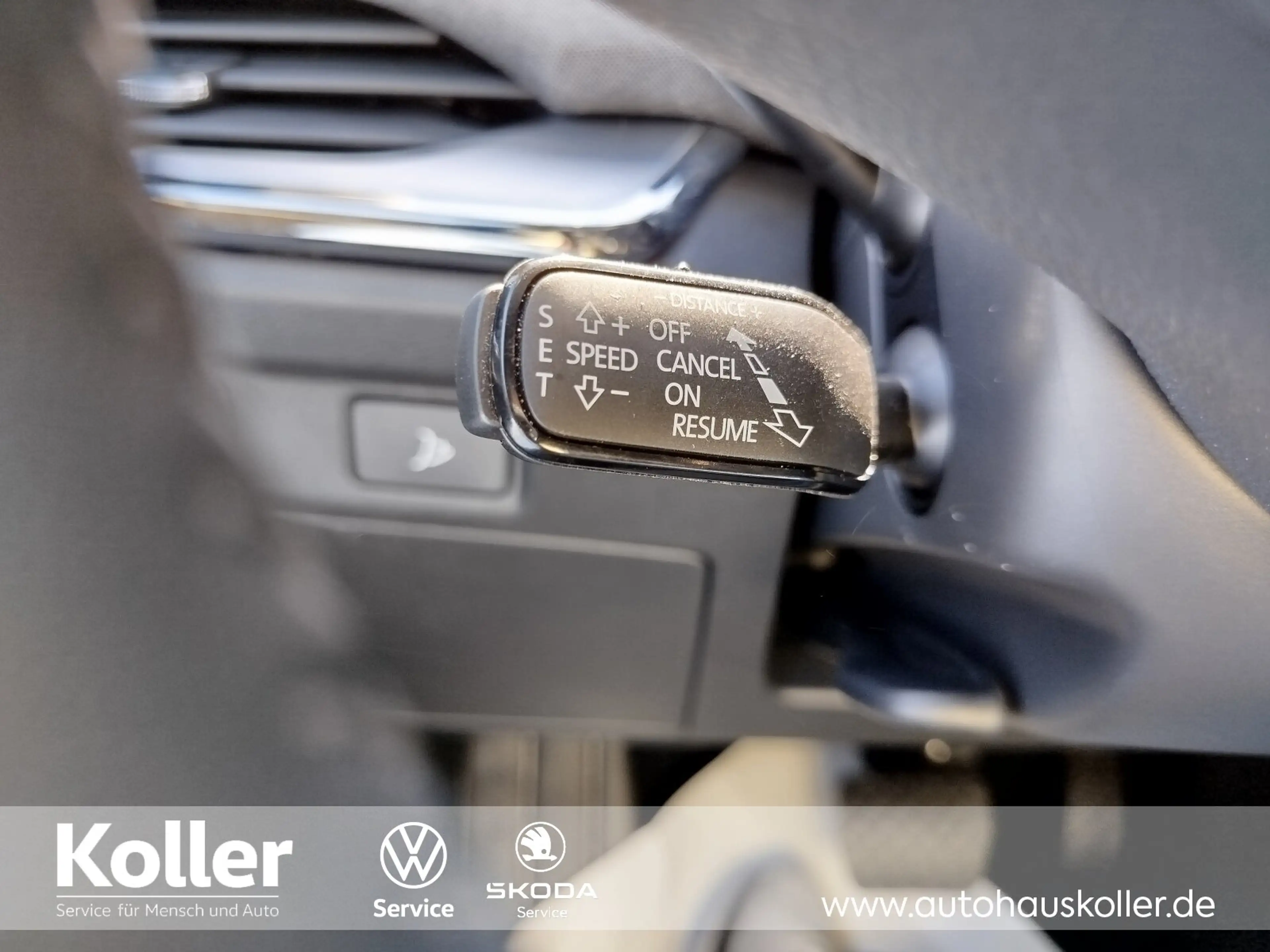 Skoda Enyaq Enyaq iV 60 Loft el.HK MatrixLED TParken ACC SHZ — photo 13