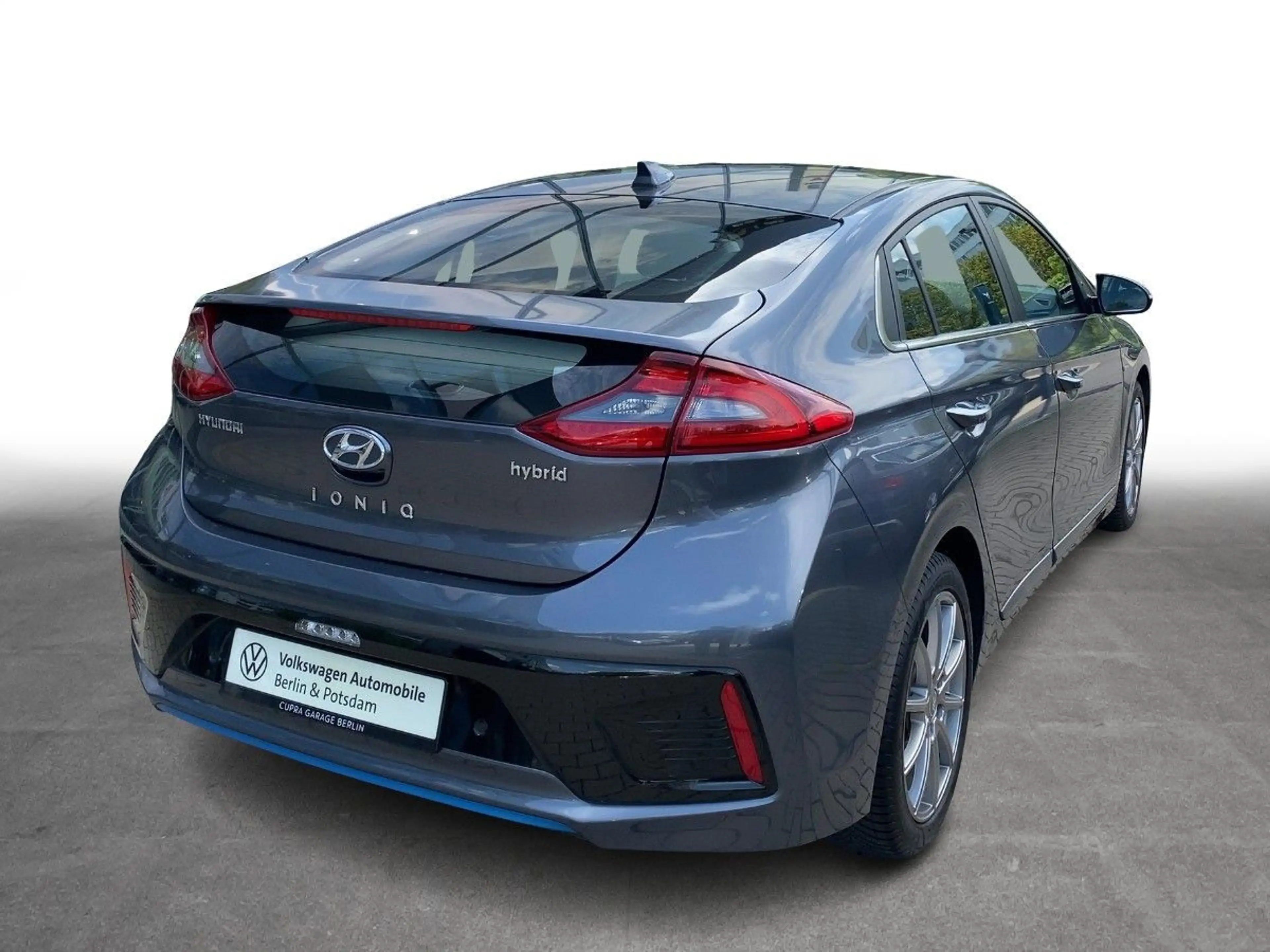 Hyundai IONIQ 1,6 GDI Premium Hybrid Navi LED SHZ — photo 4
