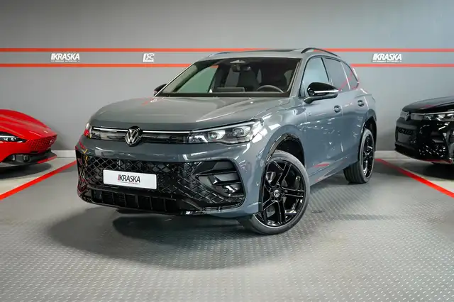 Volkswagen Tiguan main image