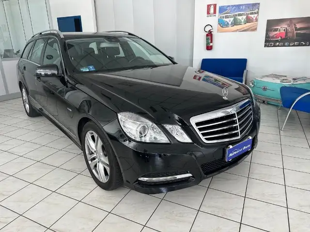 Mercedes-Benz E 250 E 250 CDI S.W. BlueEFFICIENCY Avantgarde