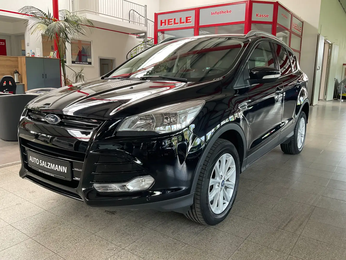 Ford Kuga Titanium 4x4*Navi*AHK*Kamera*PDC Schwarz - 1