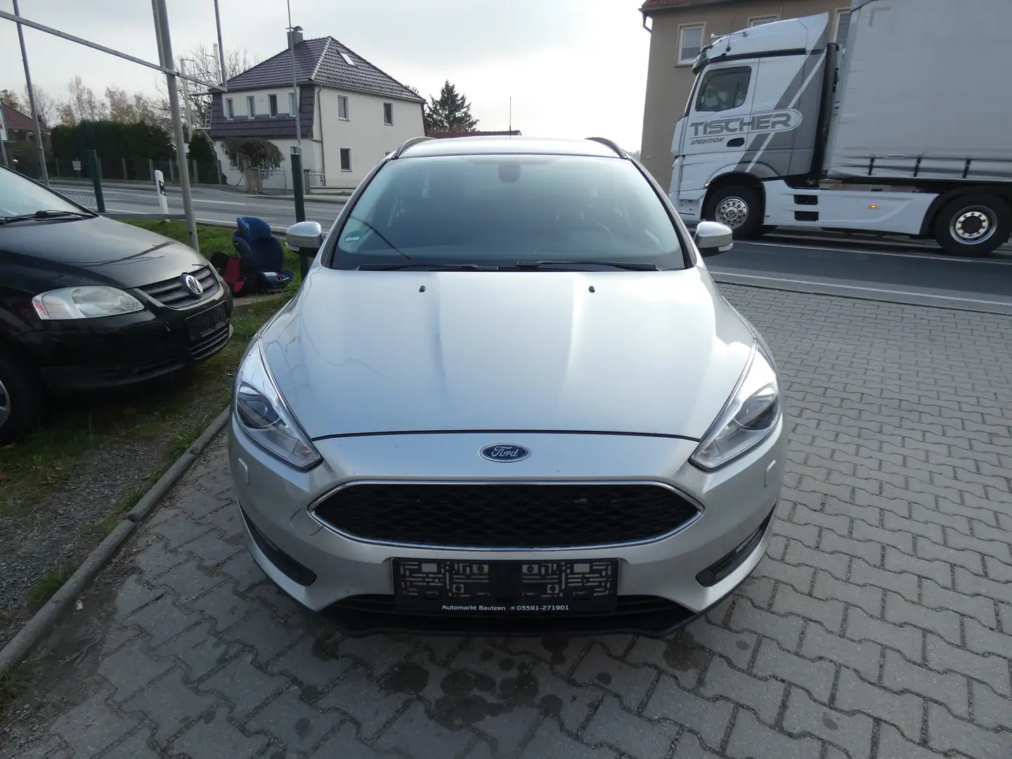 Ford Focus Trend, Automatik, Klima, HU-AU NEU Grau - 2