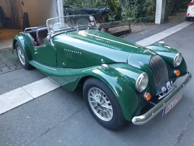 Morgan Plus 8