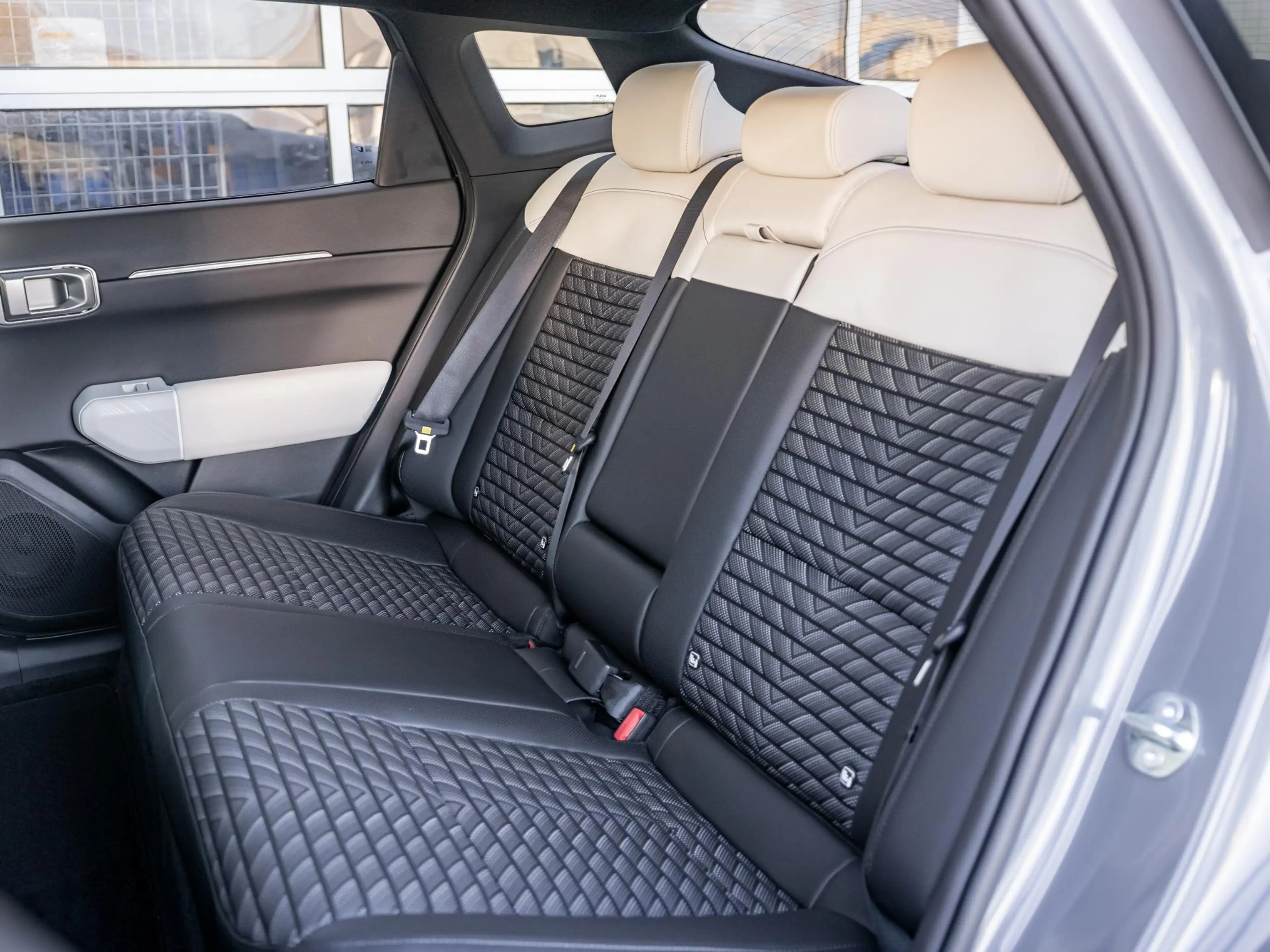 Kia EV4 Fastback GT-Line Business Edition 81.4 kWh | Direc — photo 13