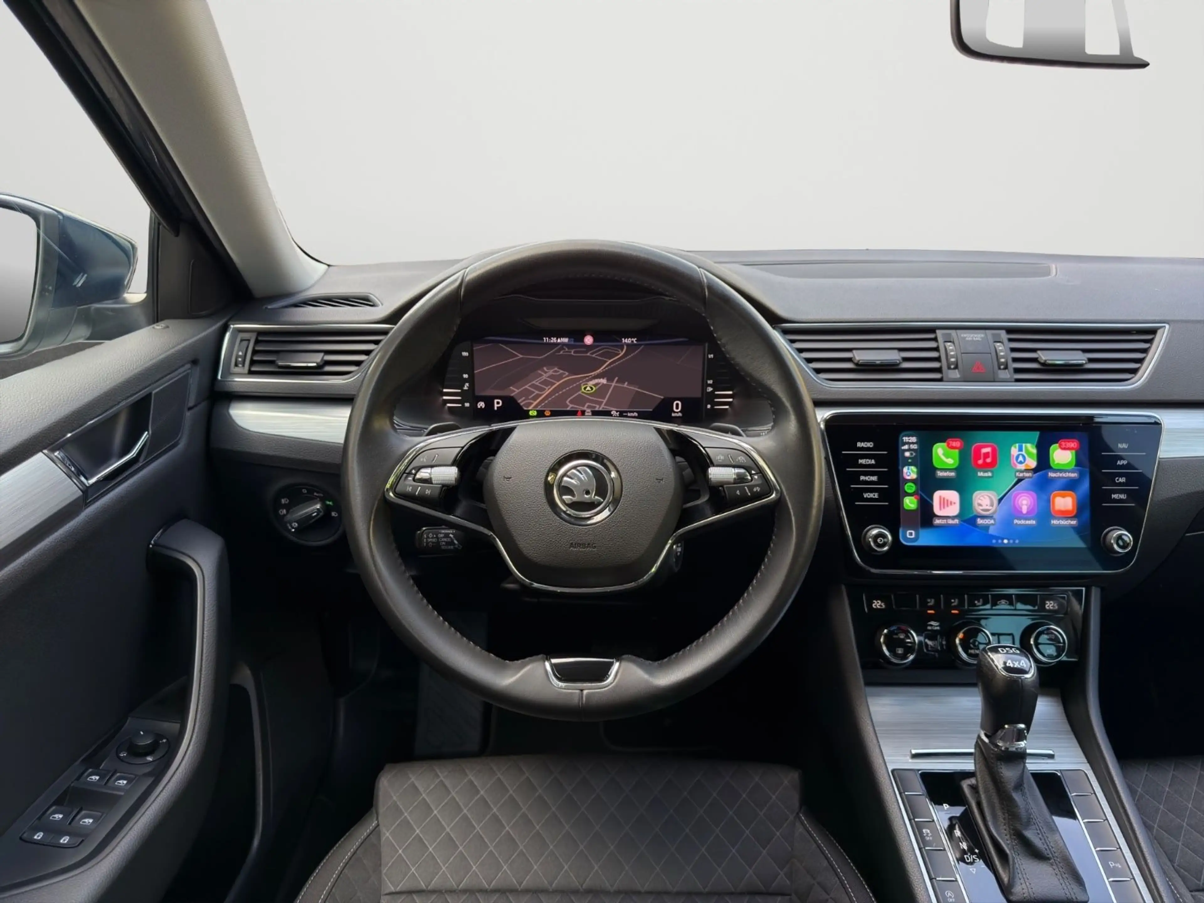 Skoda Superb Combi Ambition 4x4*ACC*AHK*CARPLAY*LED* — photo 9