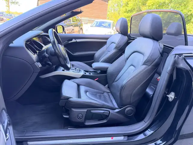 Audi A5 view 5