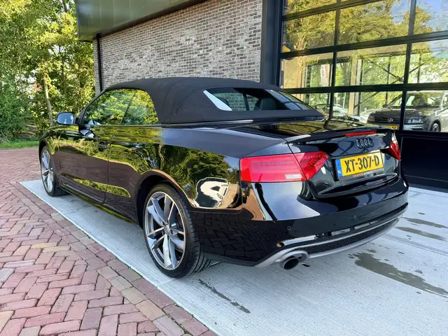 Audi A5 view 9