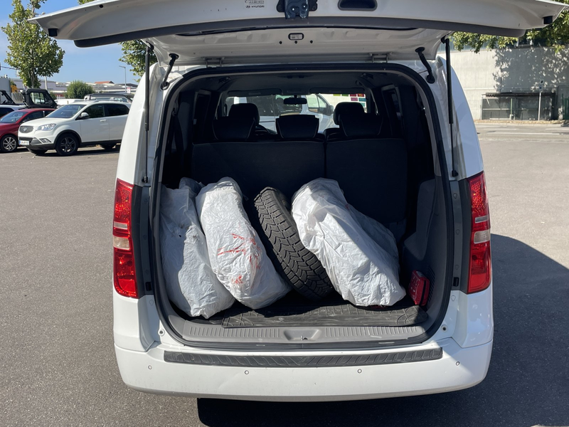 Hyundai H-1 2.5 CRDI Travel Premium 8 Sitzer Klima Shz — photo 8