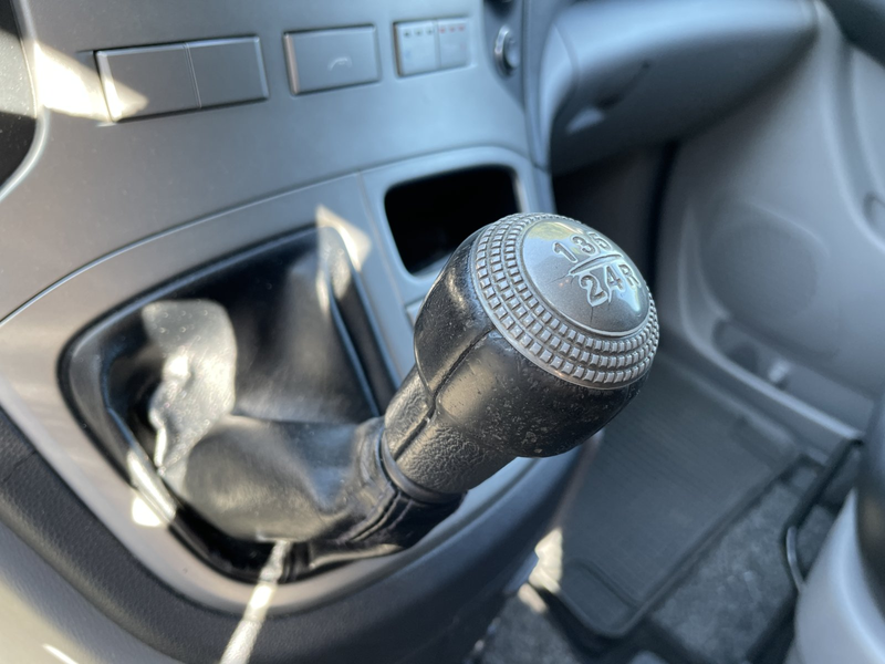 Hyundai H-1 2.5 CRDI Travel Premium 8 Sitzer Klima Shz — photo 13