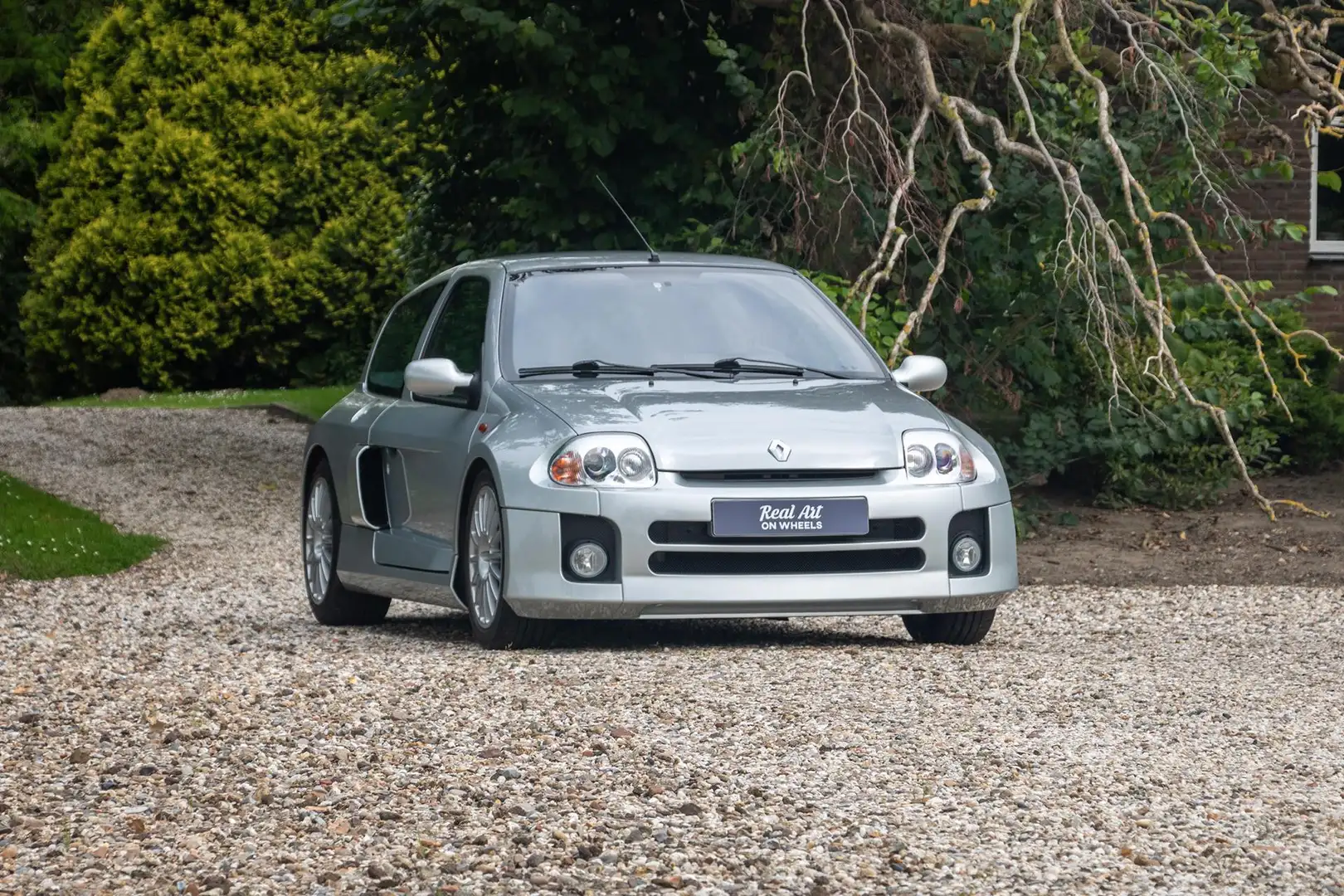Renault Clio Sport V6 Stříbrná - 2