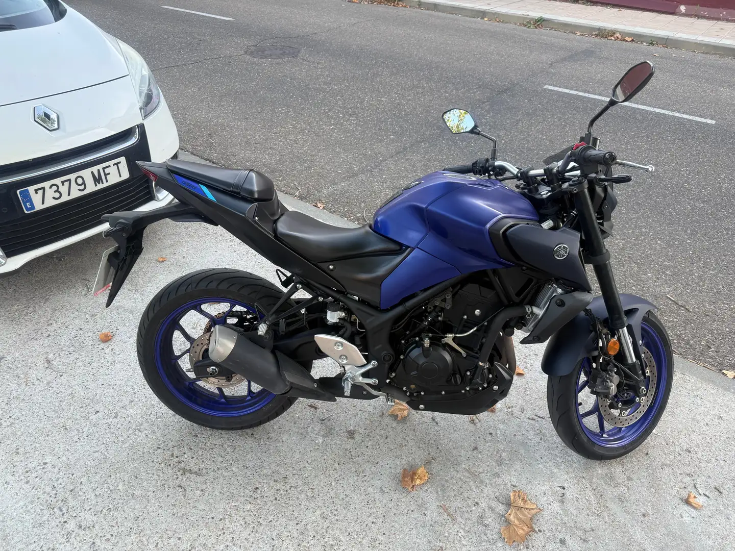 Yamaha MT-03 Azul - 2